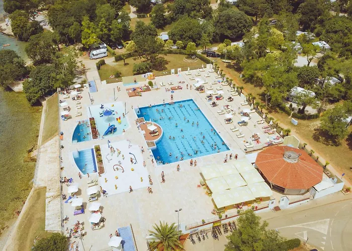 Valamar Lanterna - Roan Campeggio *